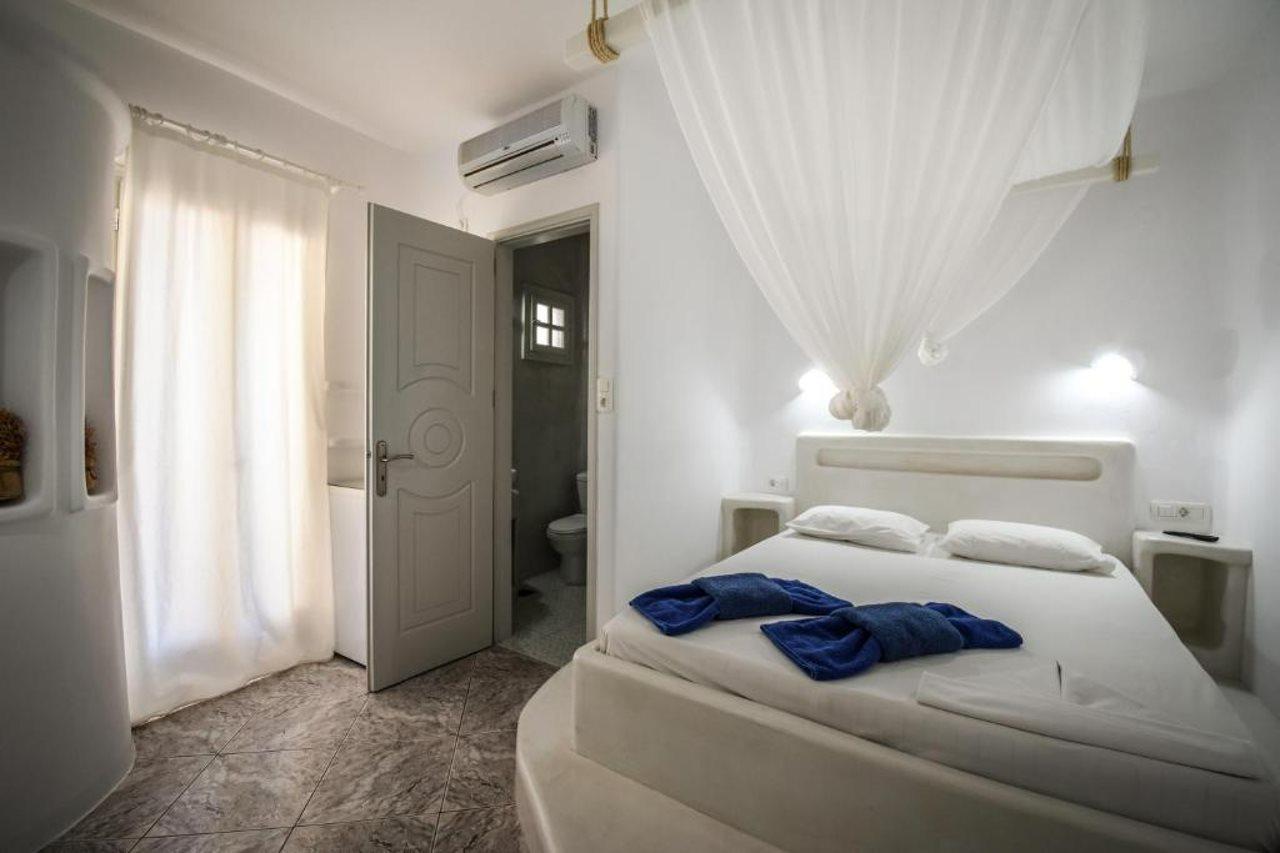 Christos Makrinos Rooms Adamantas  Esterno foto
