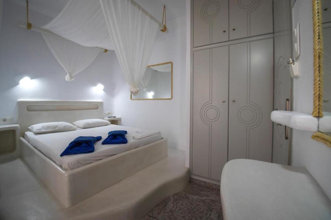 Christos Makrinos Rooms Adamantas  Esterno foto