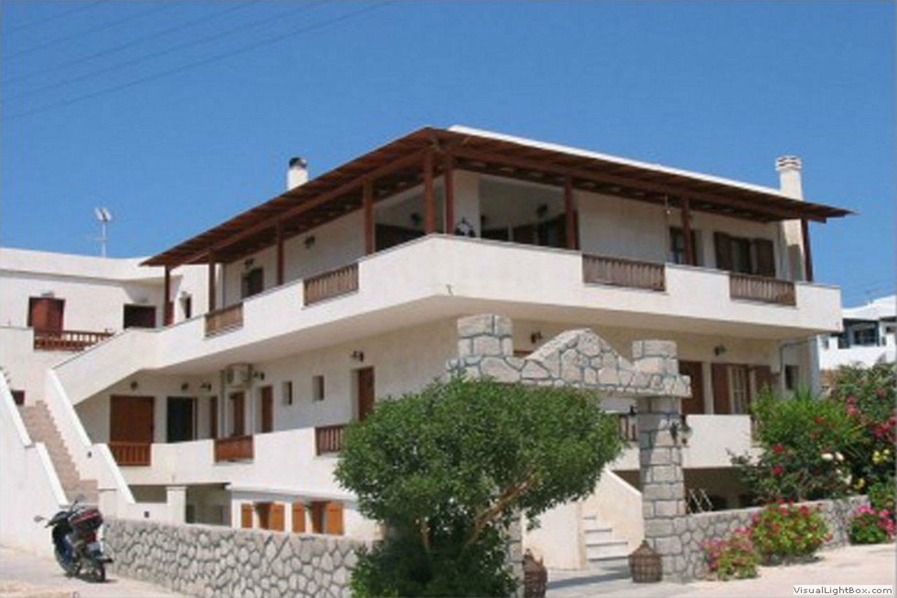 Christos Makrinos Rooms Adamantas  Esterno foto